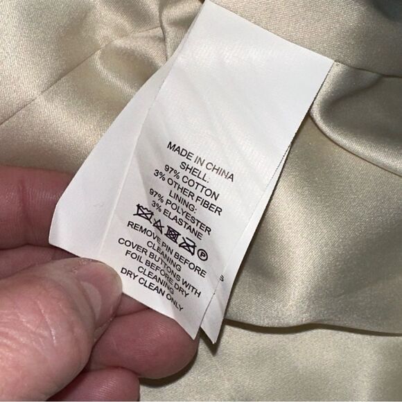 kate spade coat off white tweed cotton. Size XLarge. Pit to pit measures 21” - Picture 8 of 8